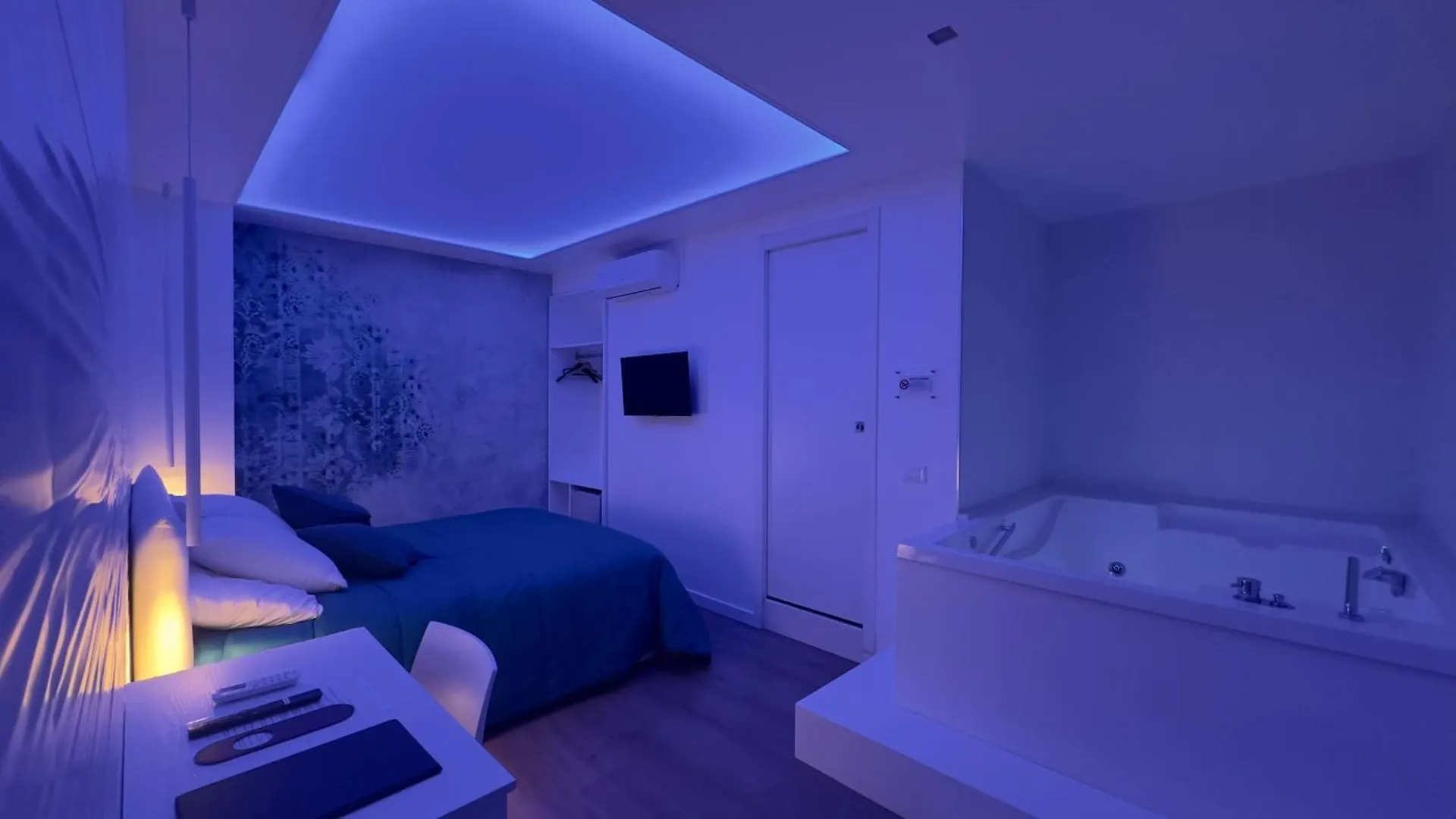 R & D Hotel Alghero 3*,  Italy